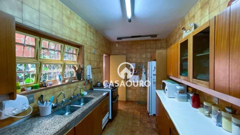 Imagem Casa com 4 dormitórios à venda, 283 m² por R$ 2.200.000,00 - Serra - Belo Horizonte/MG