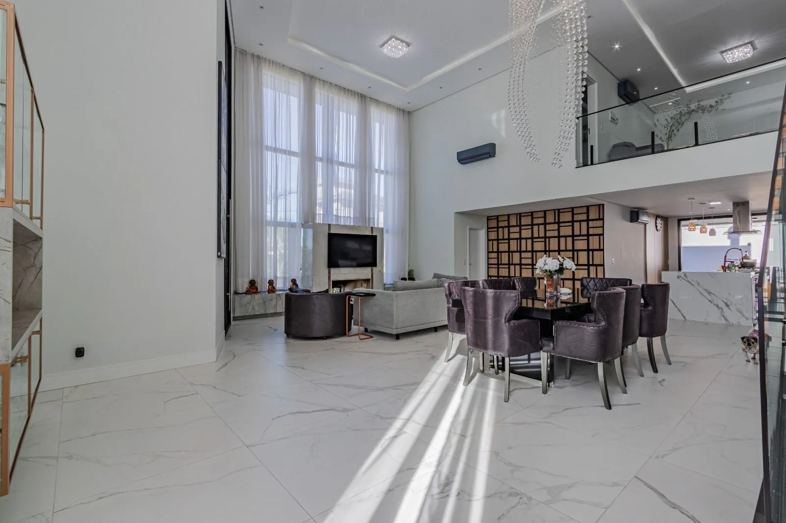 Imagem Casa de Condomínio em São Vicente