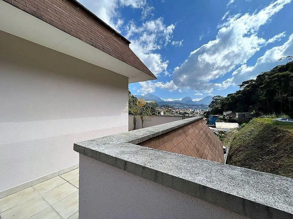 Imagem Cobertura para Venda em Teresópolis / RJ no bairro Bom Retiro