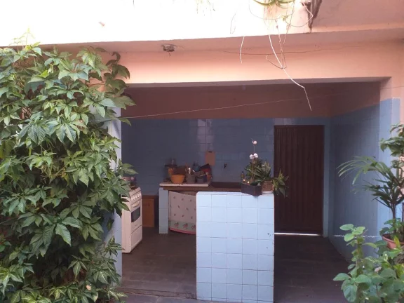 Imagem CASA DE QUATRO QUARTOS NO CARIRU
