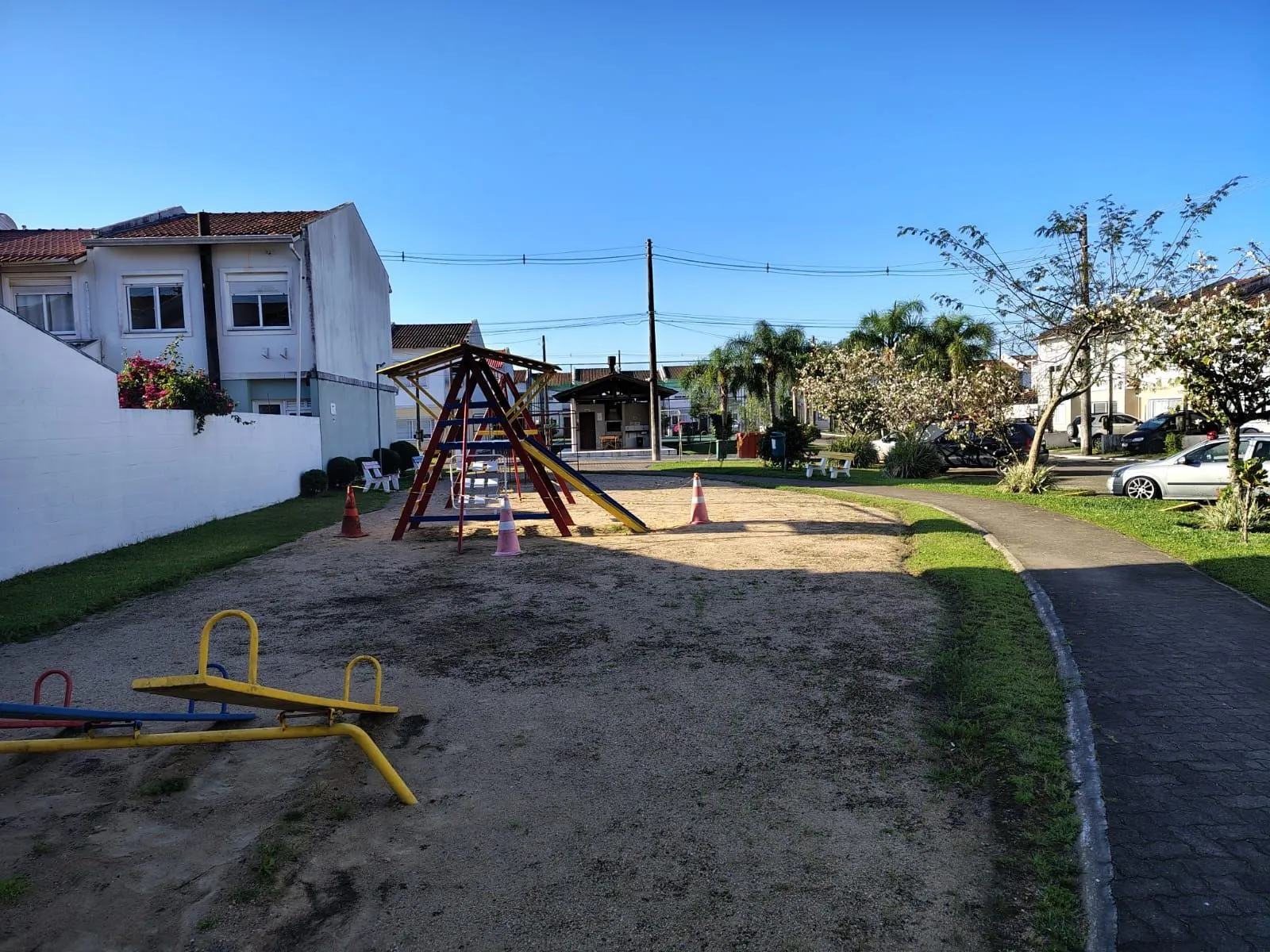 Imagem Lindo sobrado 3dormitórios no Quintas do Prado