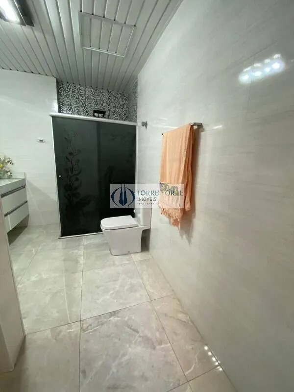 Imagem Casa com 4 dormitórios 1 suíte 3 vagas na chácara Mafalda .