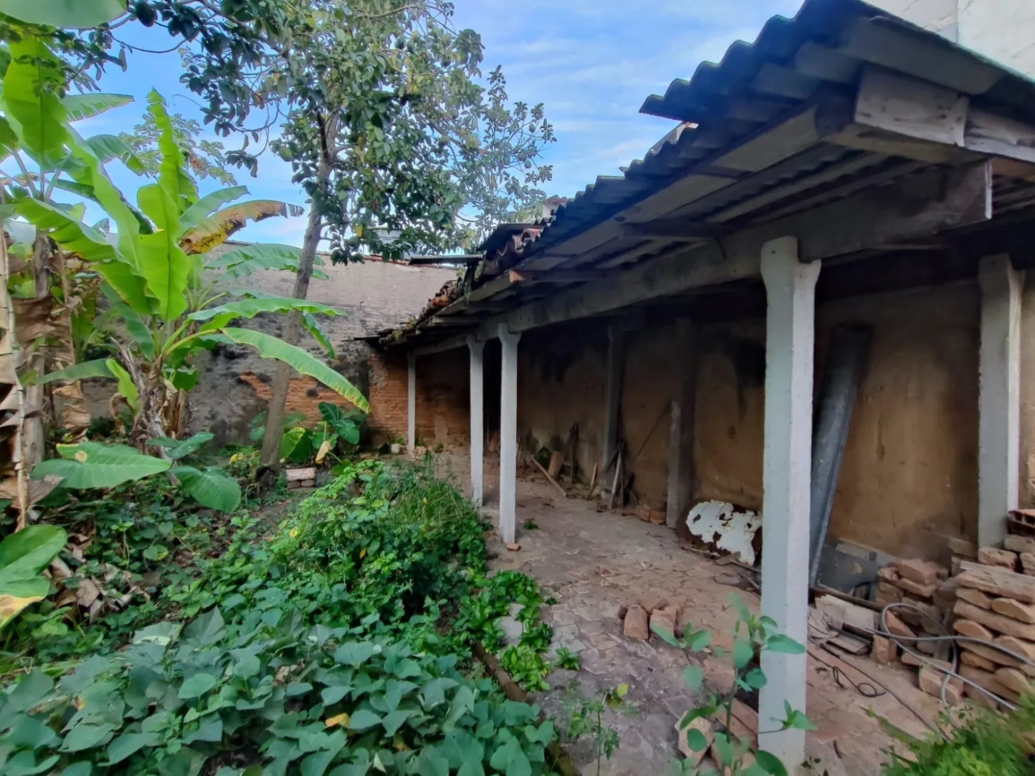 Imagem Comercial à venda 2 Quartos, 300M², Bosque da Princesa, Pindamonhangaba - SP