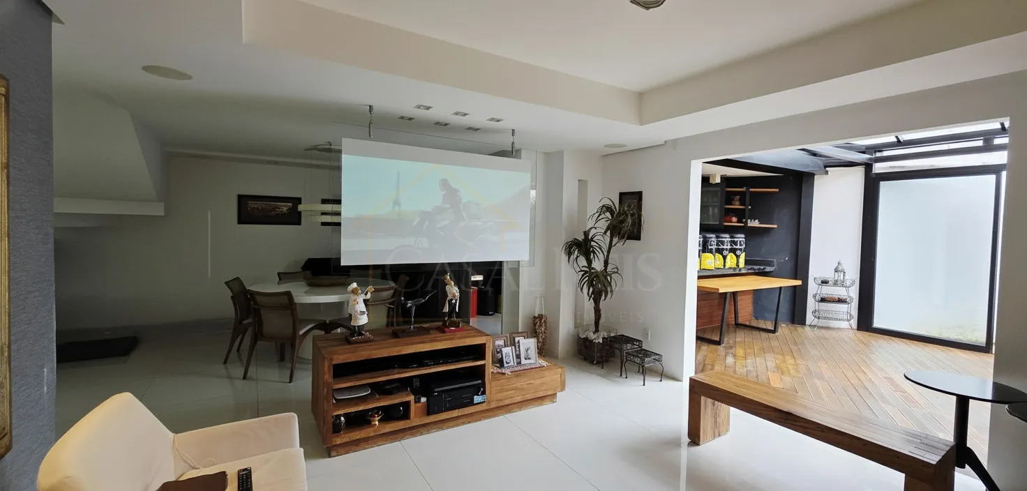 Imagem Casa 3 quartos à venda em Country Club, Poços de Caldas