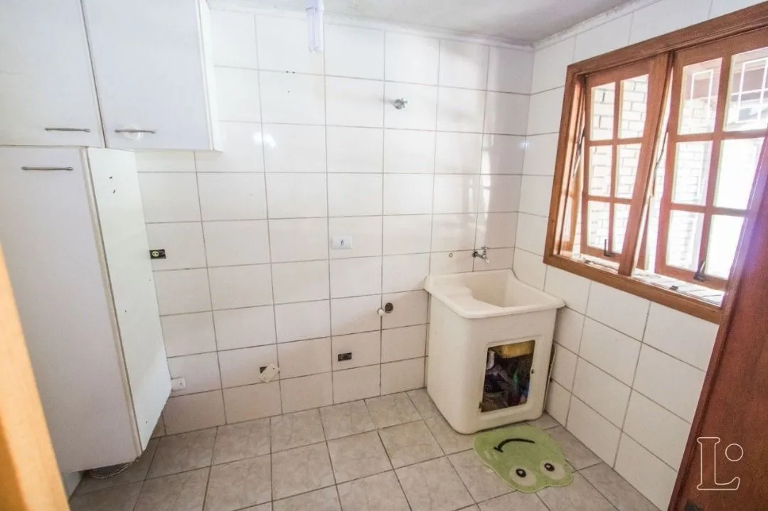 Imagem Sobrado à venda com 3 quartos, 1 suite, 4 vagas de garagem - Vila Conceição