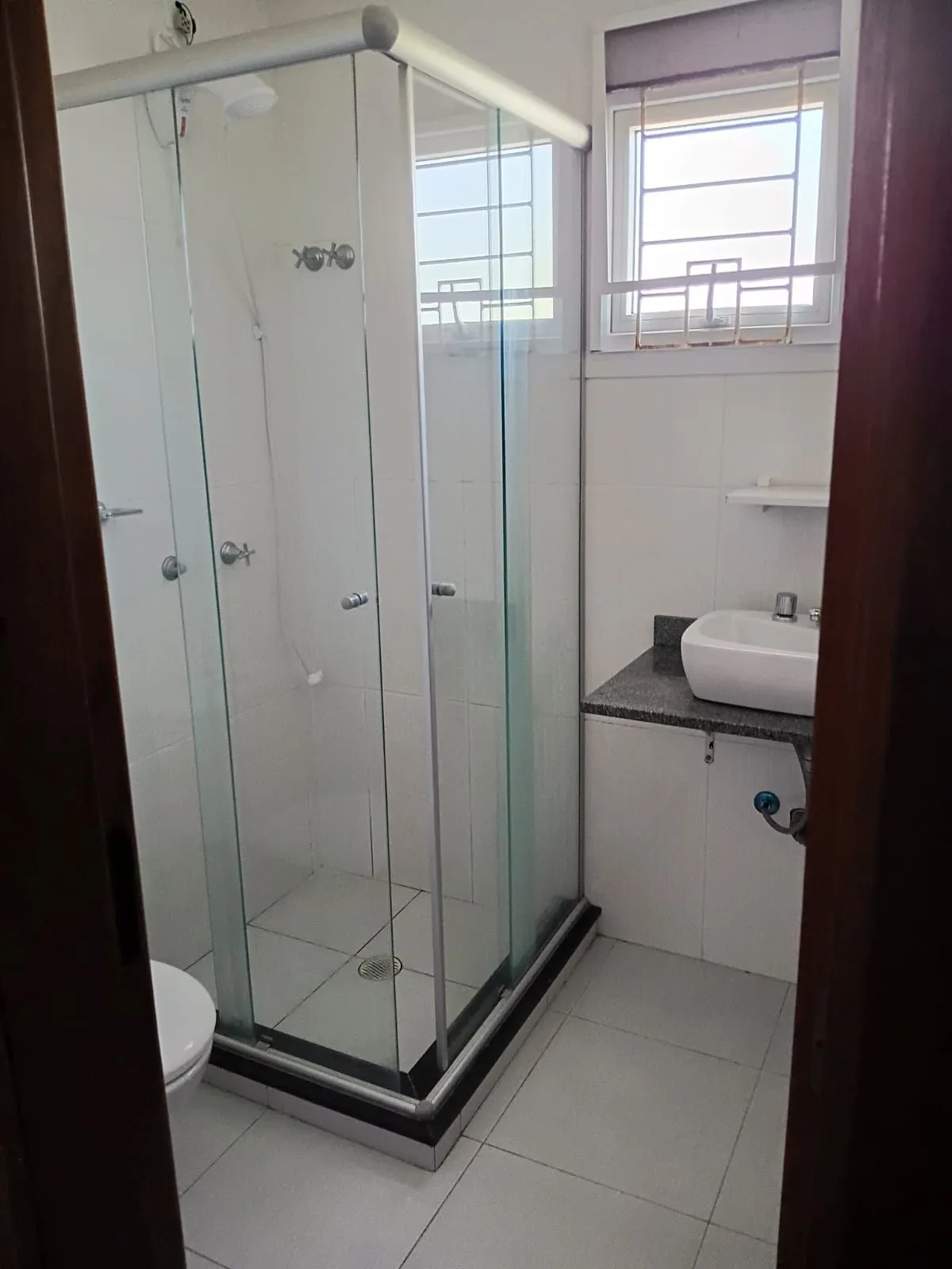 Imagem Casa de condomínio com 3 dormitórios no bairro Ipanema
