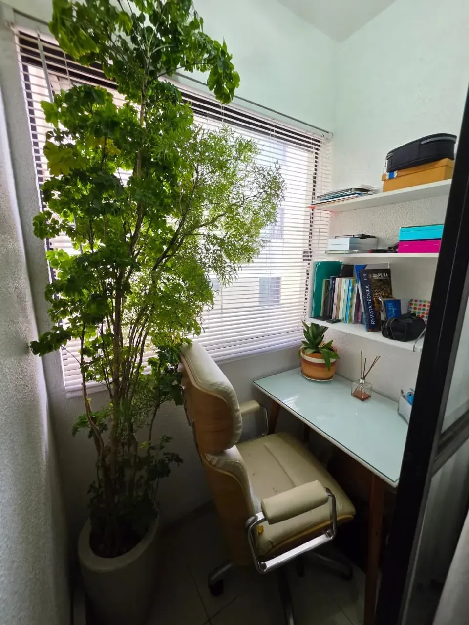 Imagem Apartamento com 2 Quartos à Venda, 49 m² em IAPI - Salvador