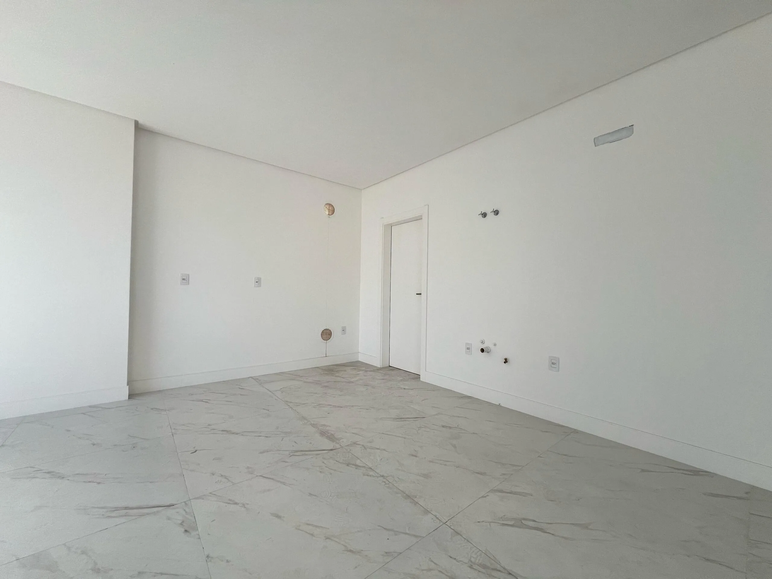 Imagem Apartamento com vista para o mar à venda com 129.31m2 por R$ 2.550.000,00