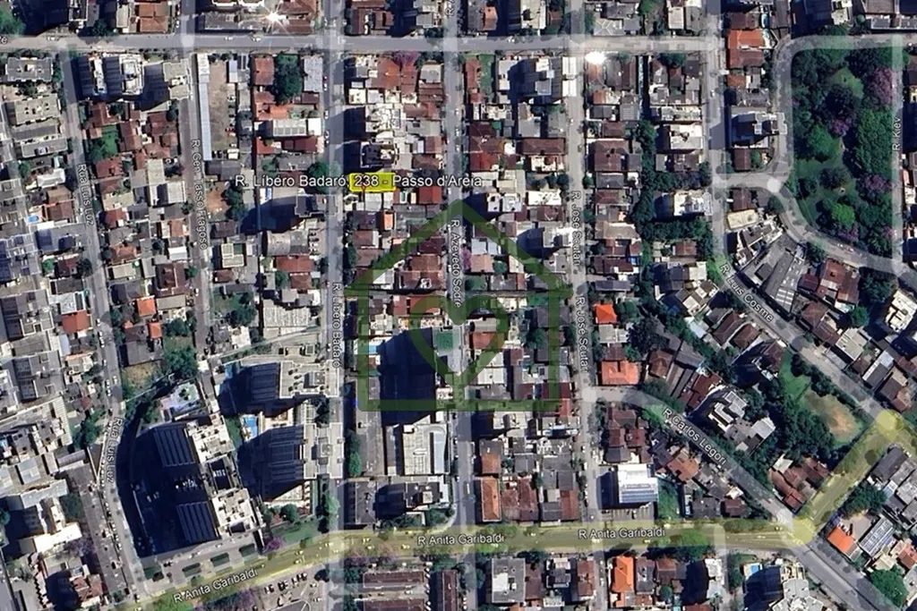 Imagem Terreno de 306,35 m², medindo 11,00 x 28,00, localizado na Rua Líbero Badaró, no Passo D'Areia (2...