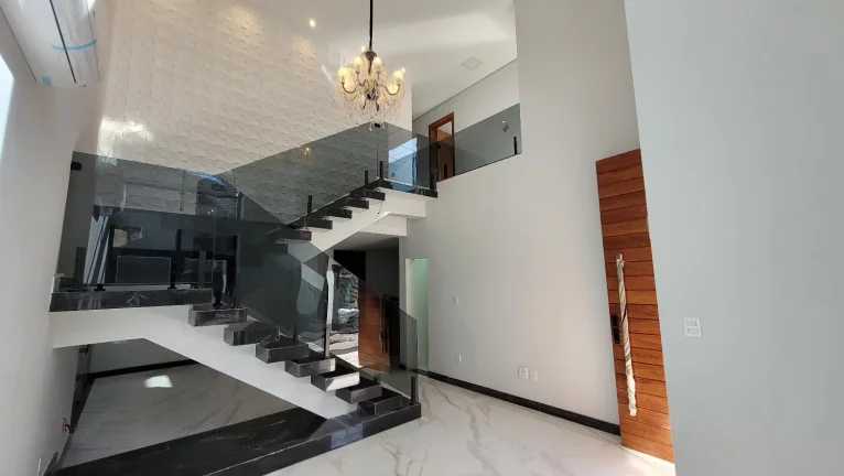 Imagem Casa duplex com área gourmet no bairro Tiradentes.