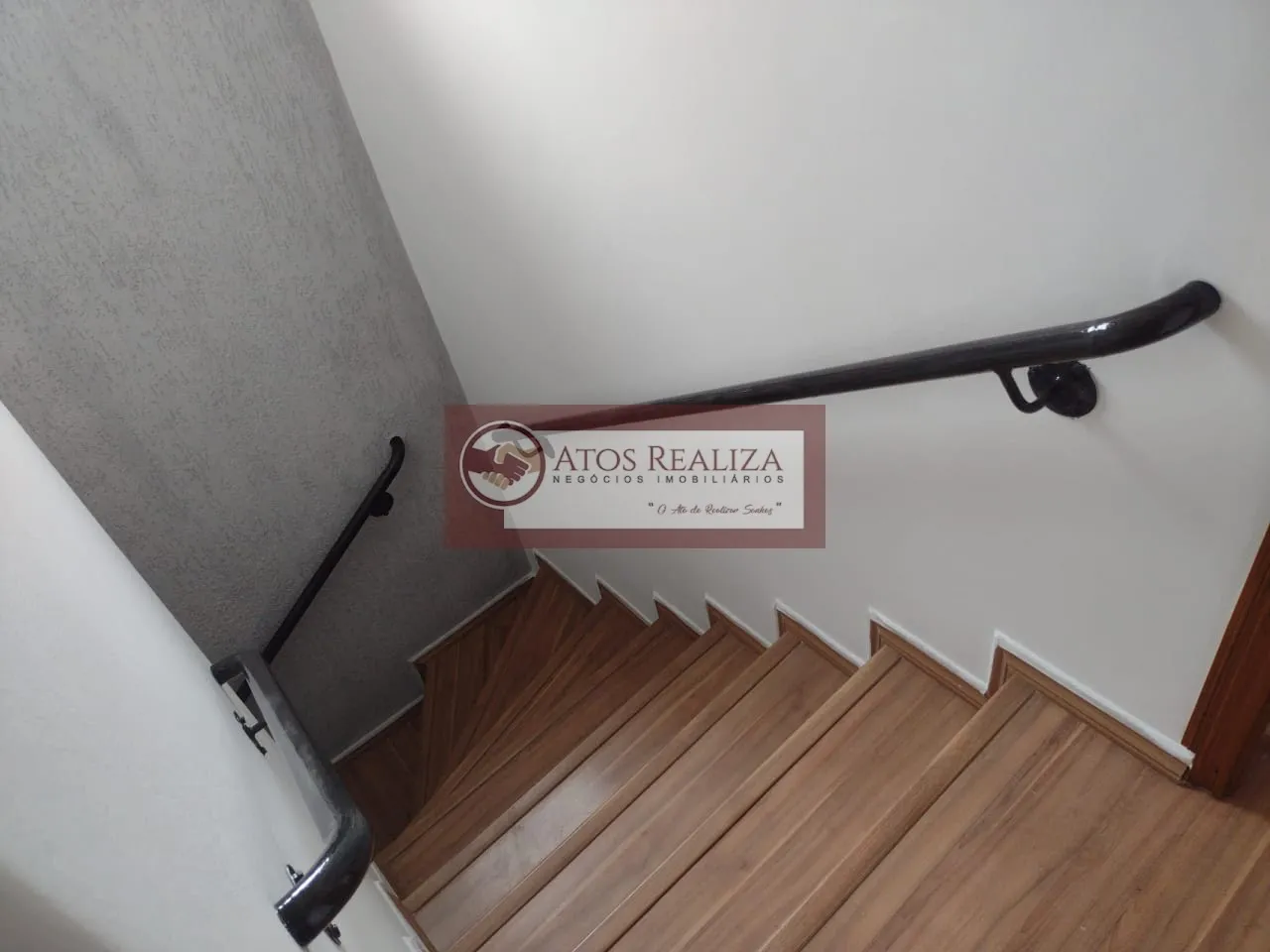 Imagem Sobrado em Vila Gea Campo Grande, 3 dormitórios, 02 vagas por R$3.000/mês