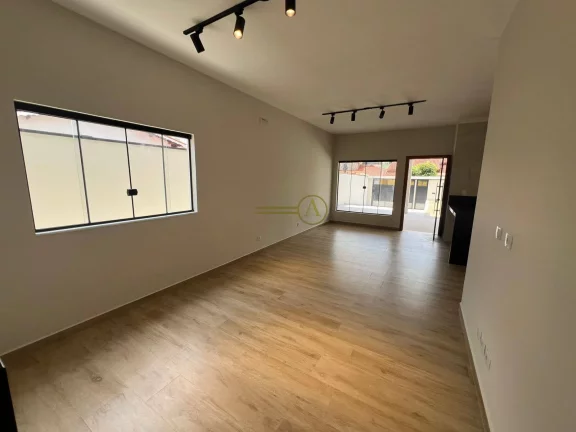 Imagem Lindíssima Casa à venda Nova e com muito bom gosto no acabamento em Peruíbe