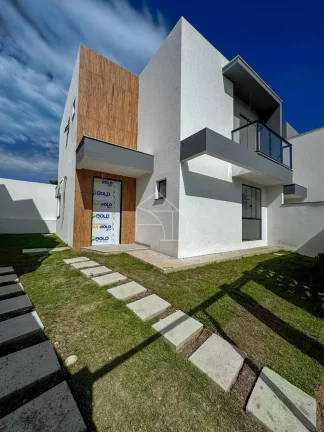 Imagem Casa com 4 Quartos (3 Suítes) ao lado do residencial Yahoo