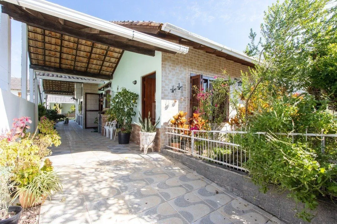 Imagem Casa para Venda - 111m², 3 dormitórios, sendo 1 suites, 1 vaga - Espirito Santo