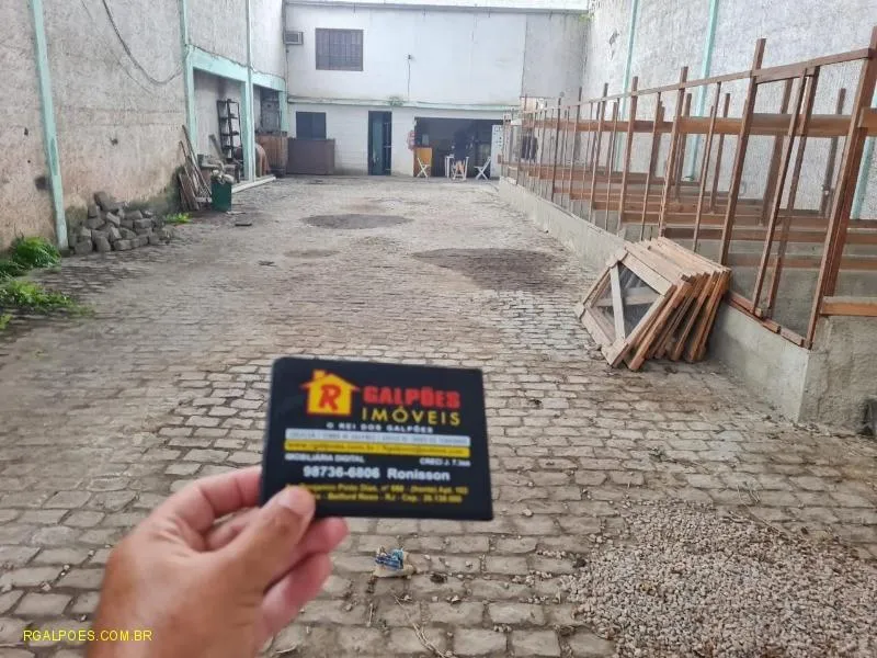 Imagem Galpão para Venda em DUQUE DE CAXIAS, Vila Maria Helena, 2 banheiros