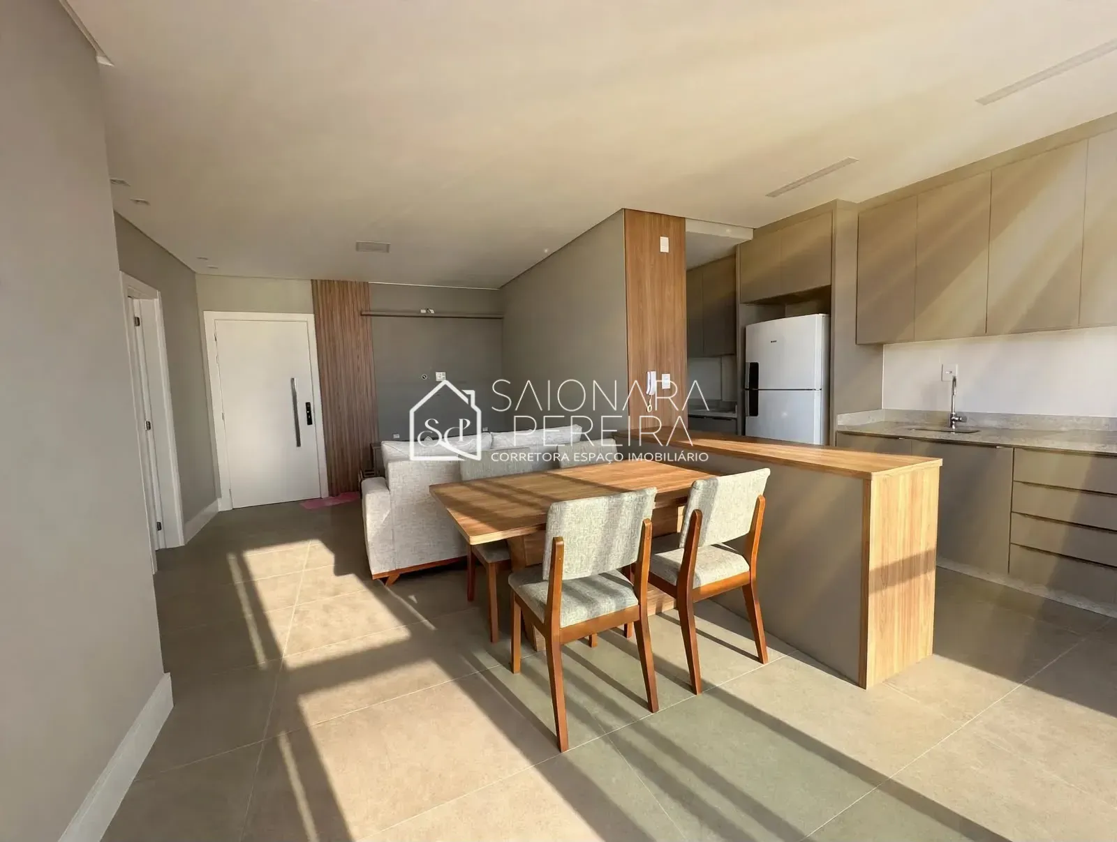 Imagem Apartamento com 2 suítes e varanda gourmet para locação no bairro Campinas, São José