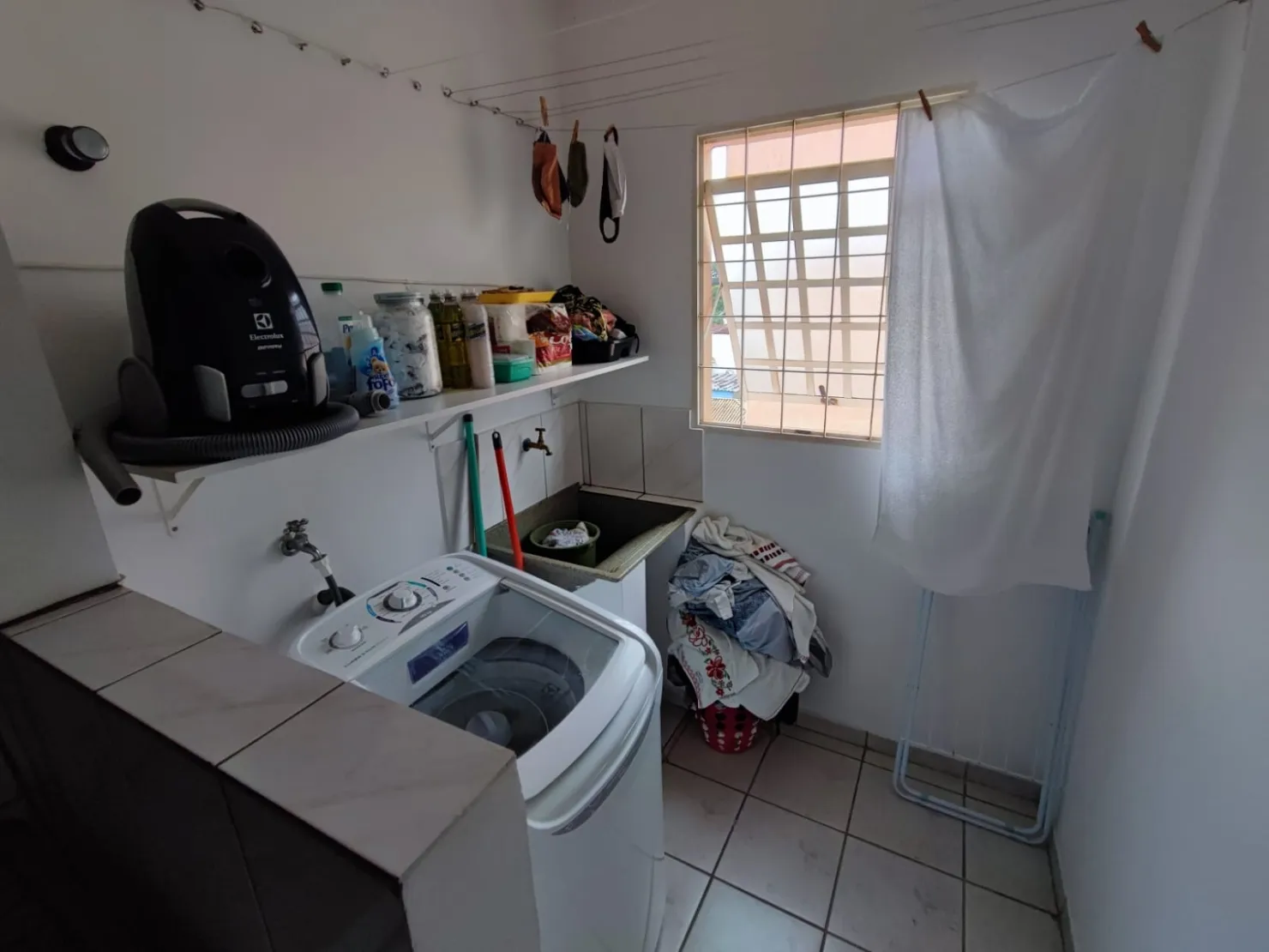 Imagem Apartamento à venda 2 Quartos, 1 Vaga, 71M², Jardim Boa Vista, Pindamonhangaba - SP | Edifício Esmeralda