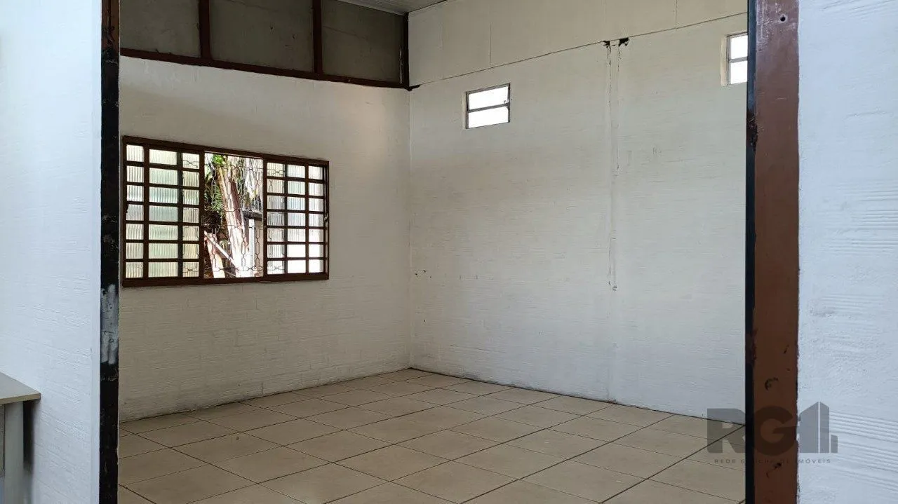 Imagem casa mista com 2 vagas na cavalhada Porto Alegre /RS