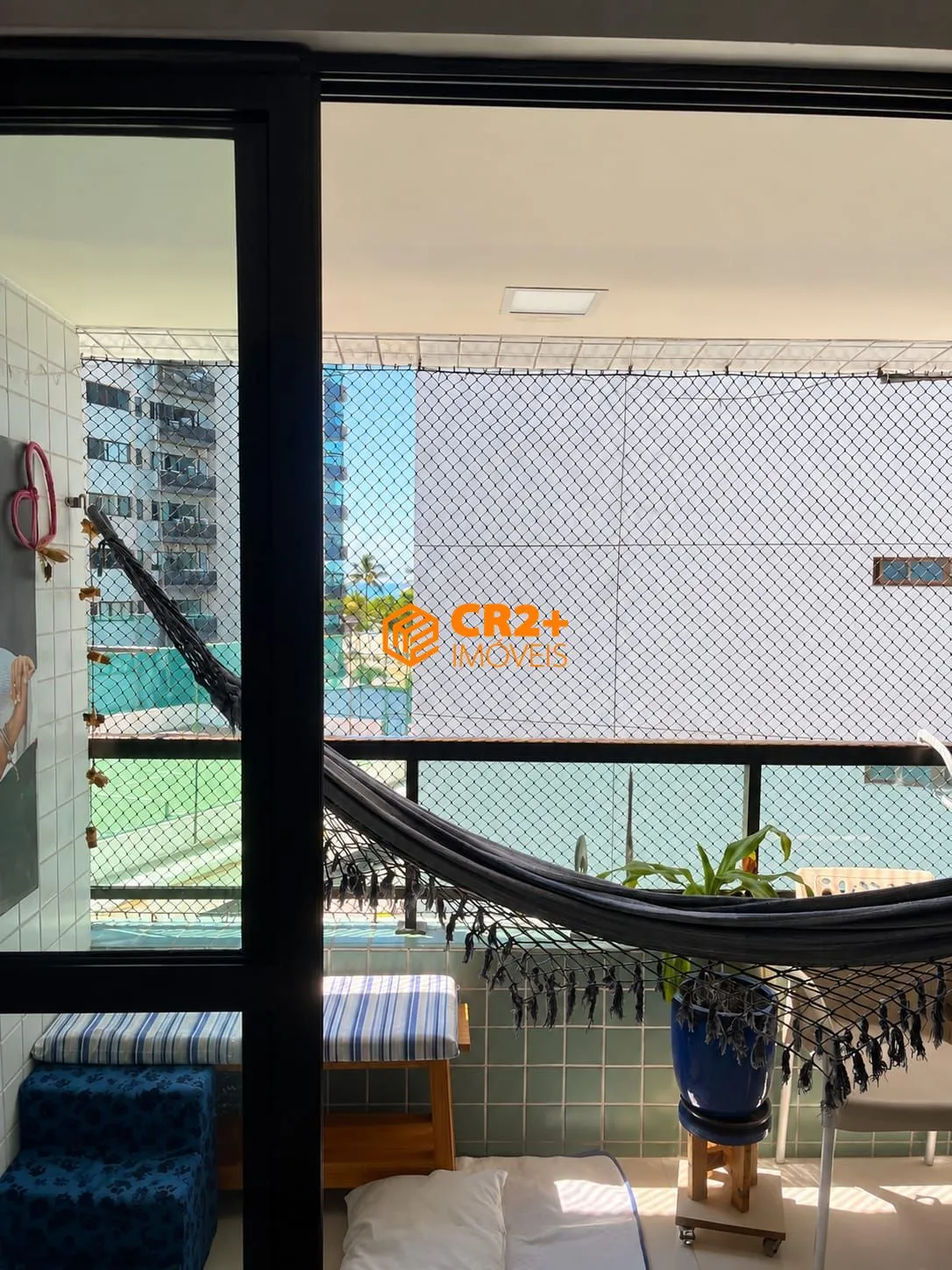Imagem Vendo Apartamento com 85 m², a apenas 50 metros da orla da Praia do Pina!