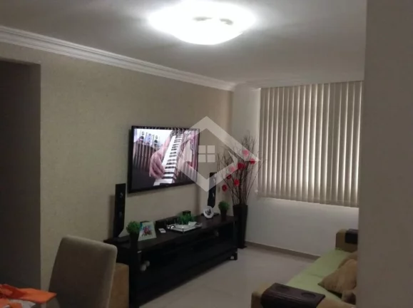  Excelente apartamento totalmente reformado - Campo Grande
