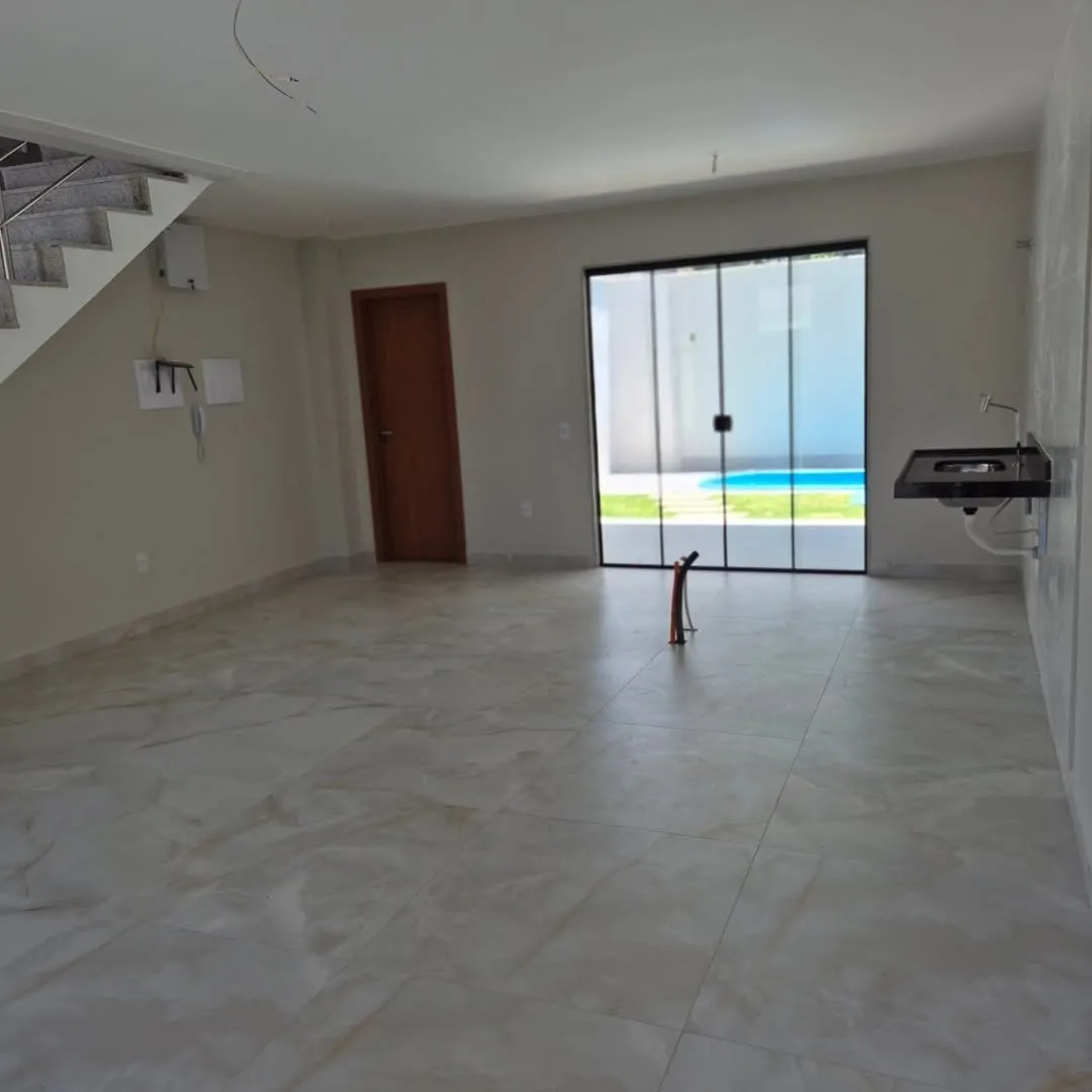 Imagem Casa com 3 quartos à venda em Vila Velha