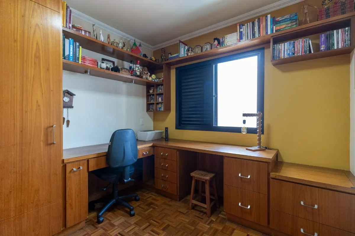 Imagem Apartamento para venda em Vila Bastos com 4 quartos, sendo 1 suíte, 142m2