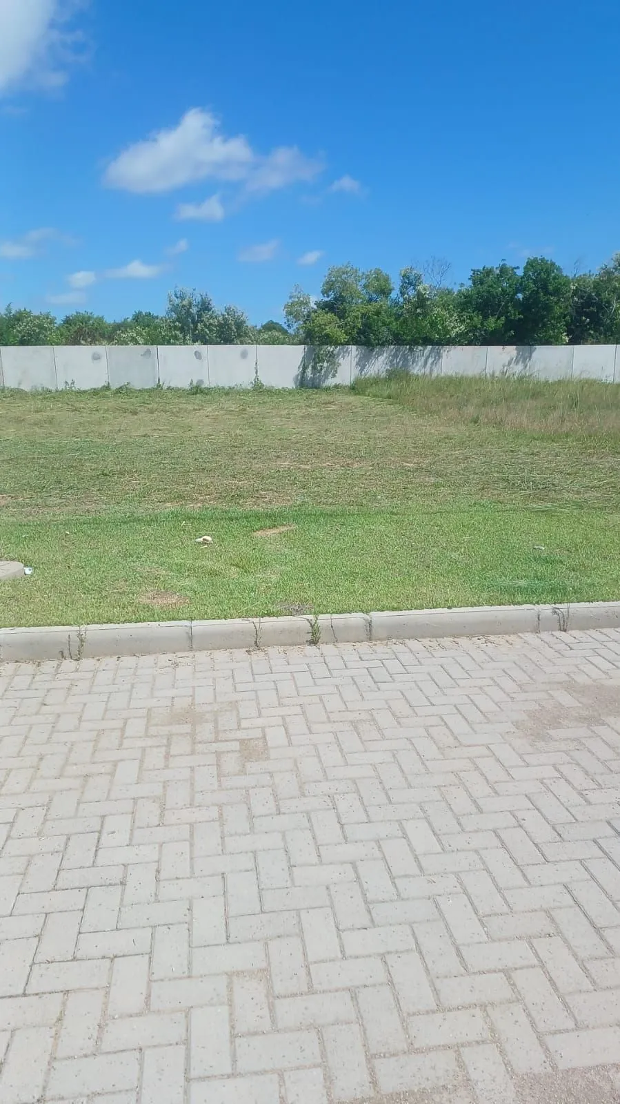 Imagem Terreno com 863,79 no loteamento Arbo Village Park em Santa Maria.