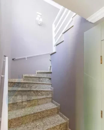 Imagem Cobertura de 3 dormitórios, 3 banheiros, 2 vagas, com 174m² em Jardim, Santo André