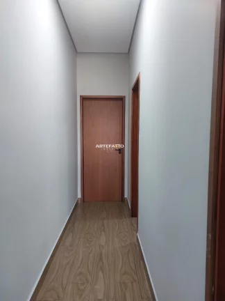 Imagem Casa à venda, com 8 quartos, 240m2