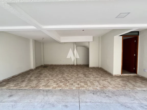 Imagem Casa alta á venda com o melhor valor de m² da região - 2 dormitórios com 2 suítes e garagem - Campo Grande, Santos/SP