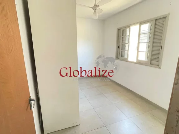 Imagem Apartamento à venda com 96m², 2 quartos, dependência, garagem fechada por R$480.000,00 na Ponta da Praia em Santos