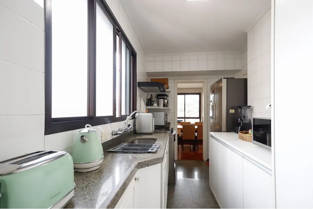 Imagem Apartamento à venda em São Paulo, Higienópolis, com 3 quartos, 130m2