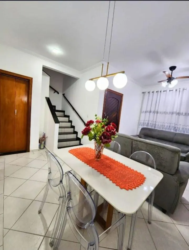 Imagem Impecável Casa na Praia Grande - GUILHERMINA