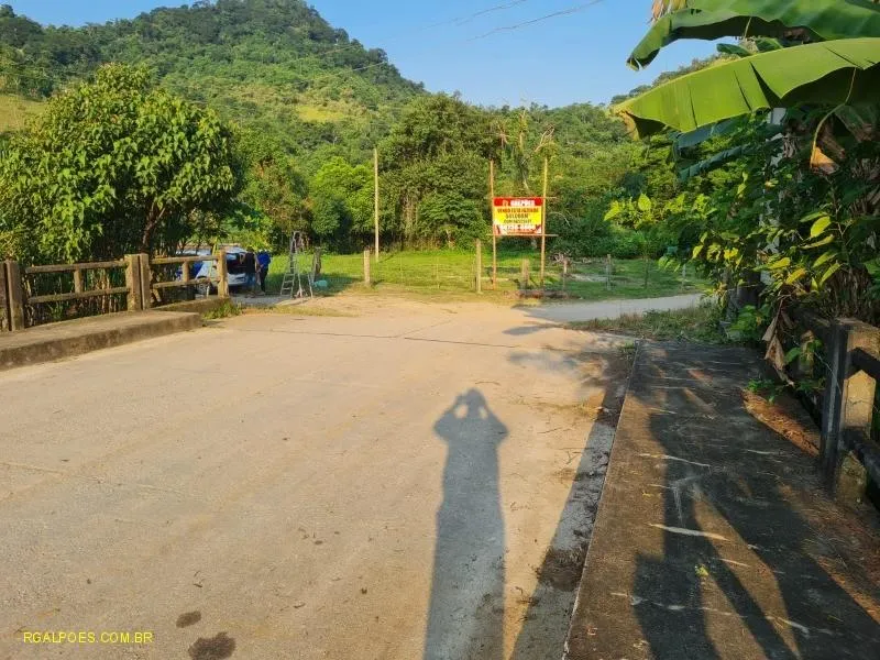 Imagem Terreno Comercial para Venda em Magé, Piabetá, 1 dormitório, 1 banheiro
