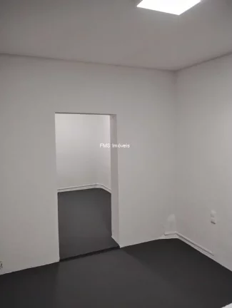 Imagem Galpão Reformado com 300m² para locação no Tatuapé.