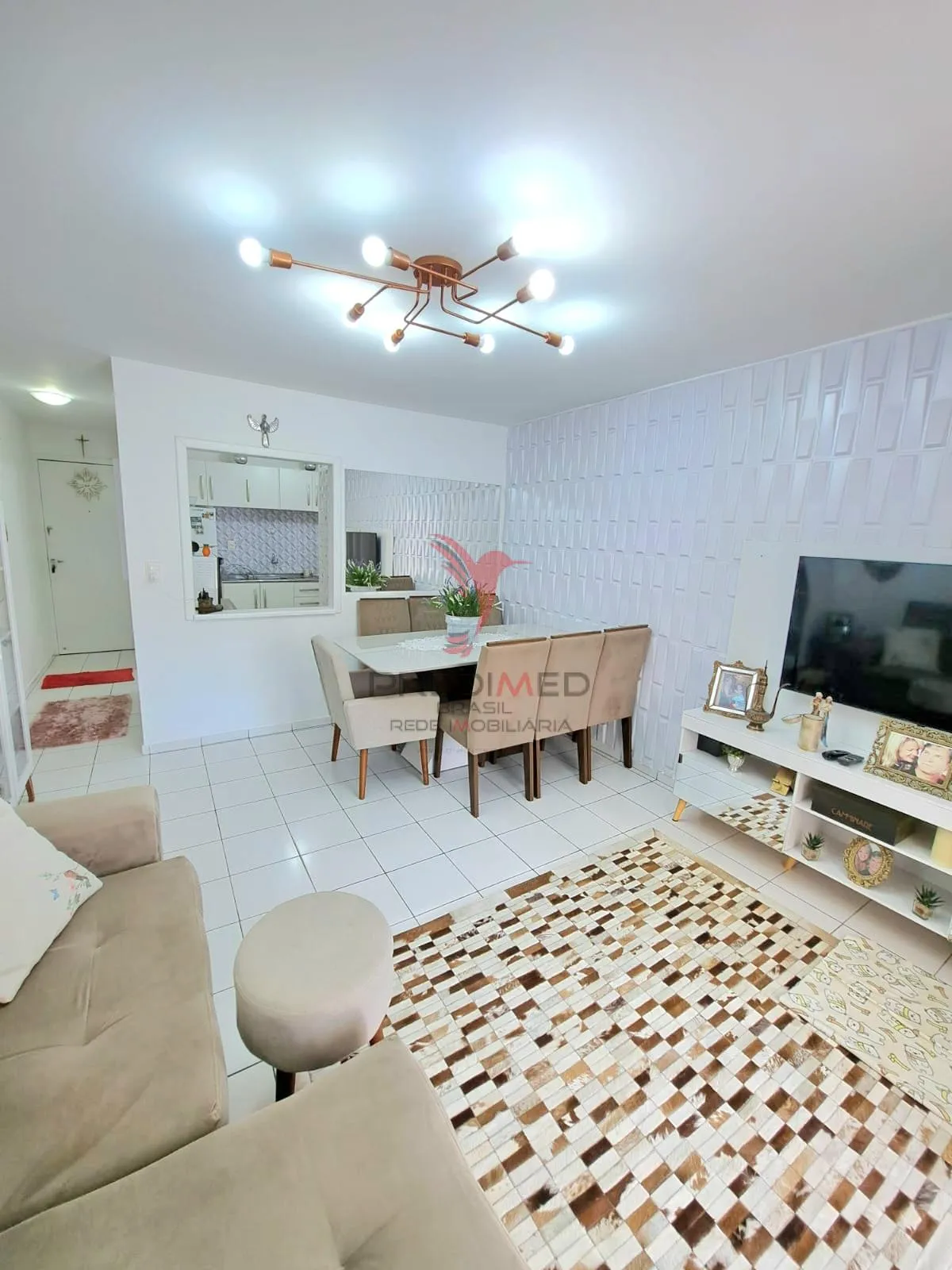 Foto do imóvel Apartamento quadra mar em 300, 76 - Meia-Praia, Itapema - SC