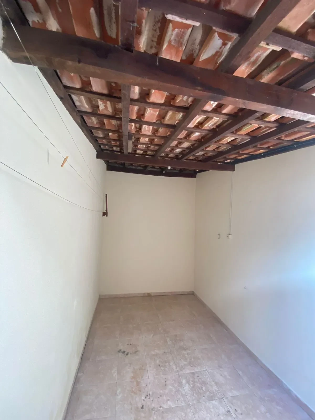 Imagem Casa com 2 Quartos à Venda, 100 m² em Comercial e Residencial Jardim Mariana - Pindamonhangaba