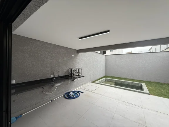 Imagem Casa com 3 Dorms e Piscina - Residencial Nova Jaguari