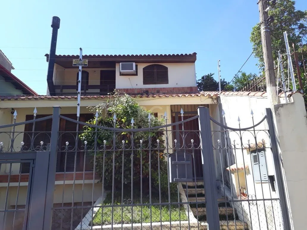 Imagem Casa para Venda - 184.41m², 3 dormitórios, sendo 1 suites, 1 vaga - Santo Antonio