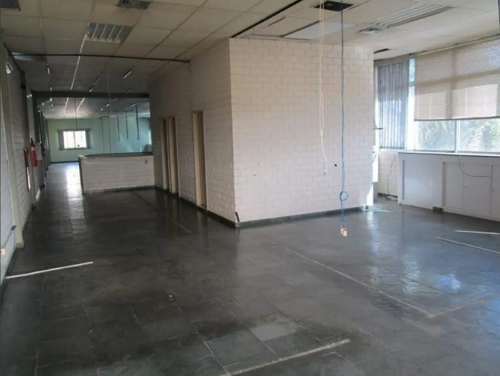 Imagem Galpão industrial para locação em Sorocaba-SP, Jardim Residencial Vicente de Moraes: 14 salas, 6 banheiros, 800 vagas de garagem, 4.695,76 m².