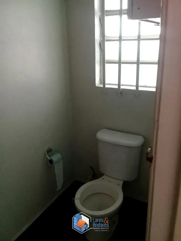 Imagem Sobrado para venda em Vila Mazzei com 7 quartos, 324m²