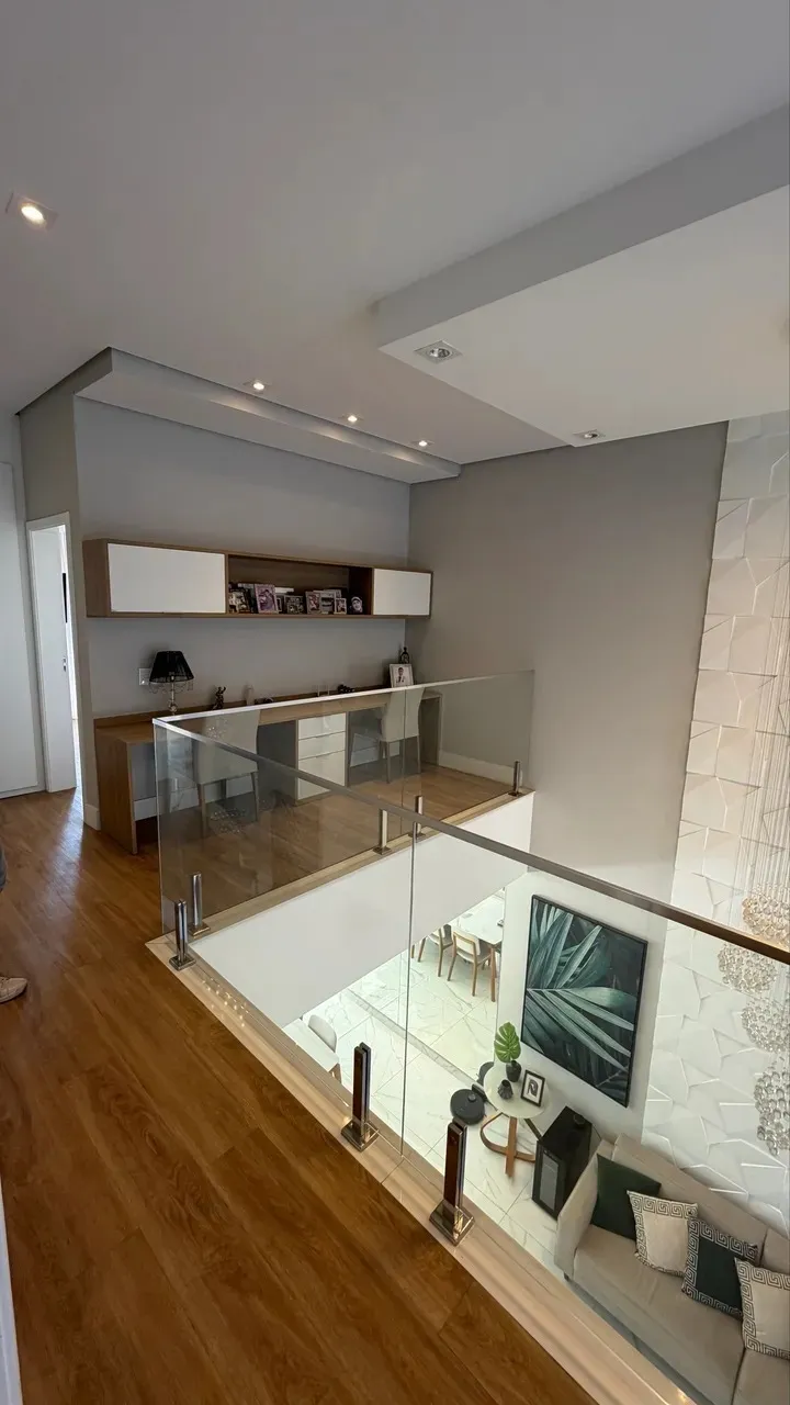 Imagem Sobrado de Alto Padrão com Design Assinado e Lazer Completo no Ibiti Royal Park