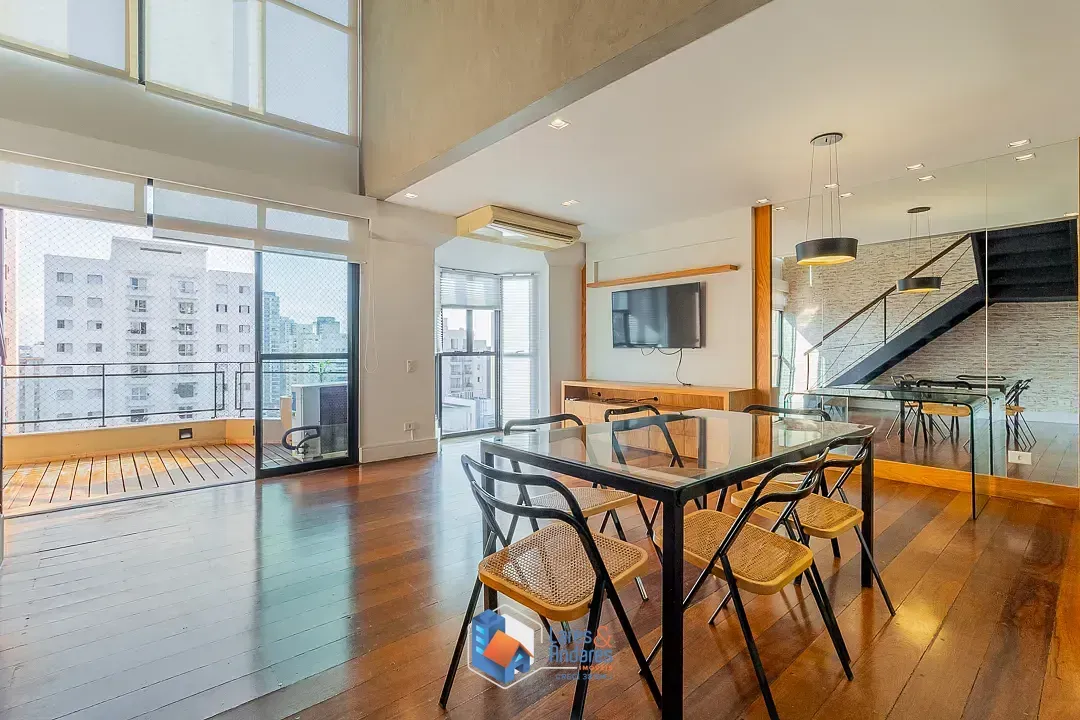 Imagem Duplex para venda em Pinheiros com 2 quartos, sendo 2 suítes, 132m²