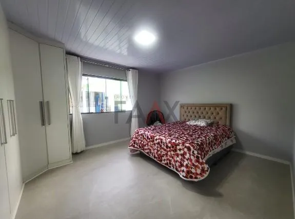 Imagem Imóvel Comercial a venda, atualmente com restaurante em funcionamento.