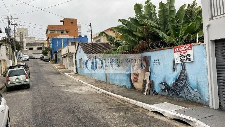 Imagem Terreno com 220 m², muito bem localizado, na Vila Prudente