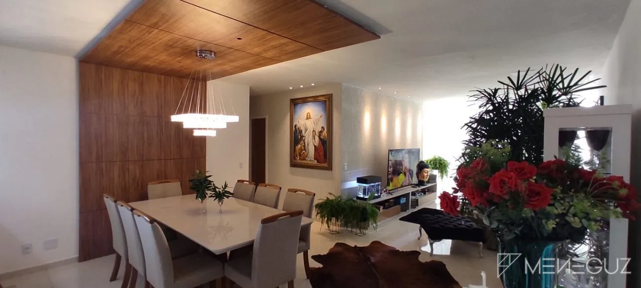 Imagem Exuberante apartamento de 3 quartos, elegantemente mobiliado, oferecendo conforto e sofisticação