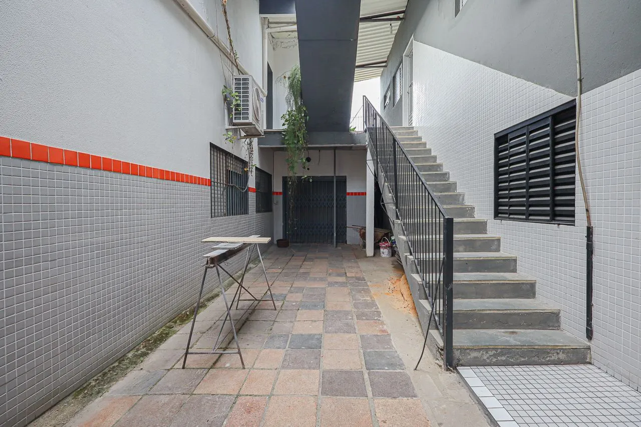 Imagem Pavilhao Comercial, Locação / Venda, 596 m², Bairro Partenon, Porto Alegre