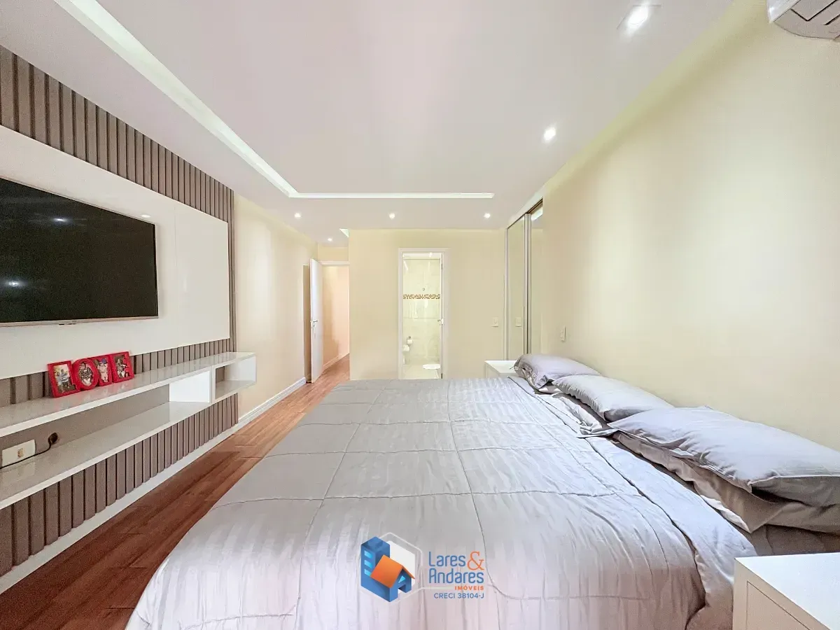 Imagem Sobrado para venda em Vila Pirituba com 4 quartos, sendo 4 suítes, 245m²