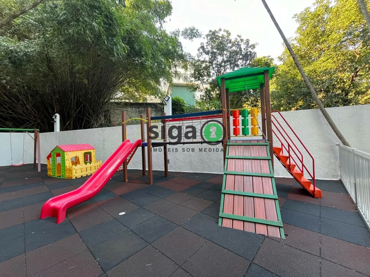 Imagem VENDA DE APARTAMENTO DE 176M2 NA VILA MARIANA COM 4 DORMITORIOS E 3 VAGAS GARAGEM