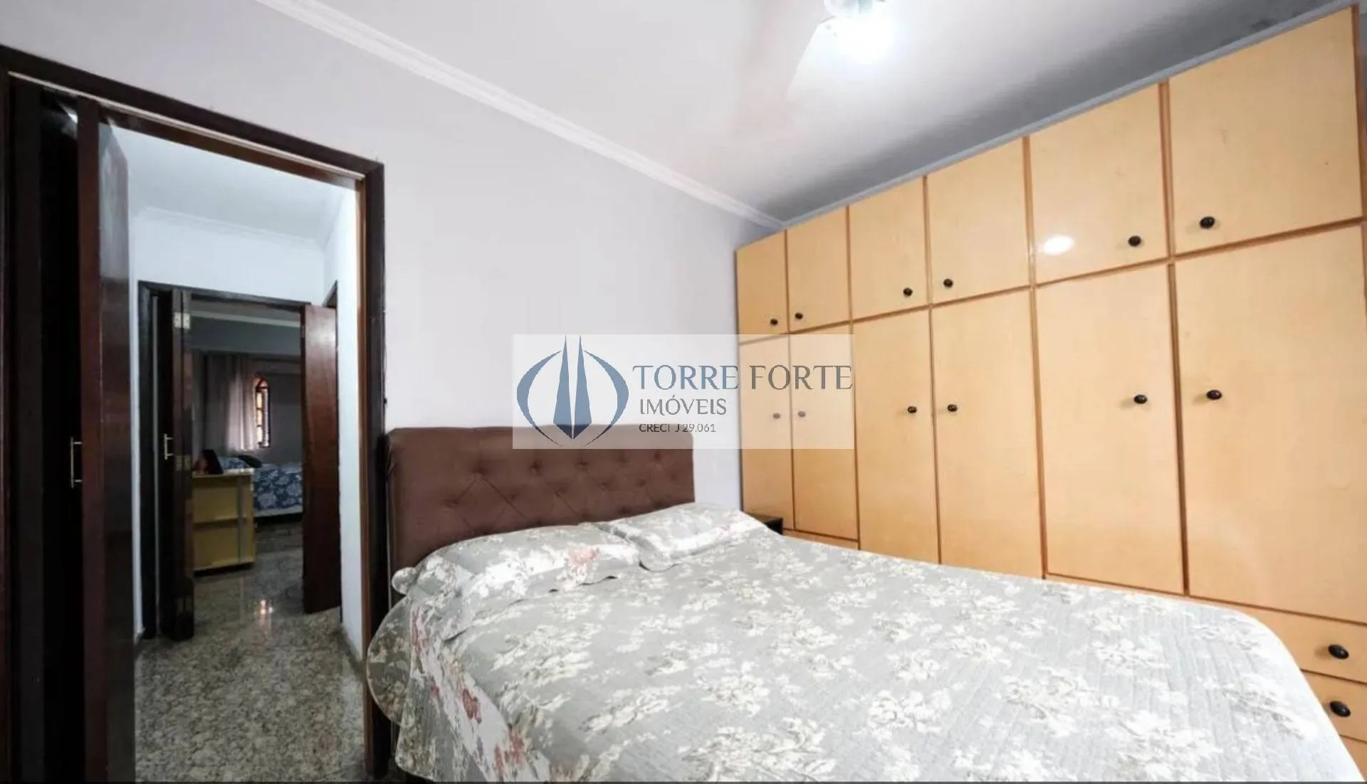 Imagem Sobrado com 3 dormitorios 1 suite 1 vaga , varanda no Parque Savoi City.
